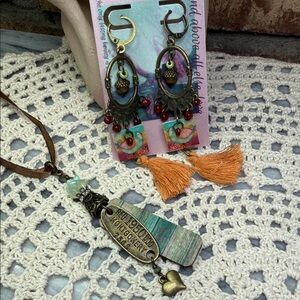 vintage wooden 28” necklace & bird earring set